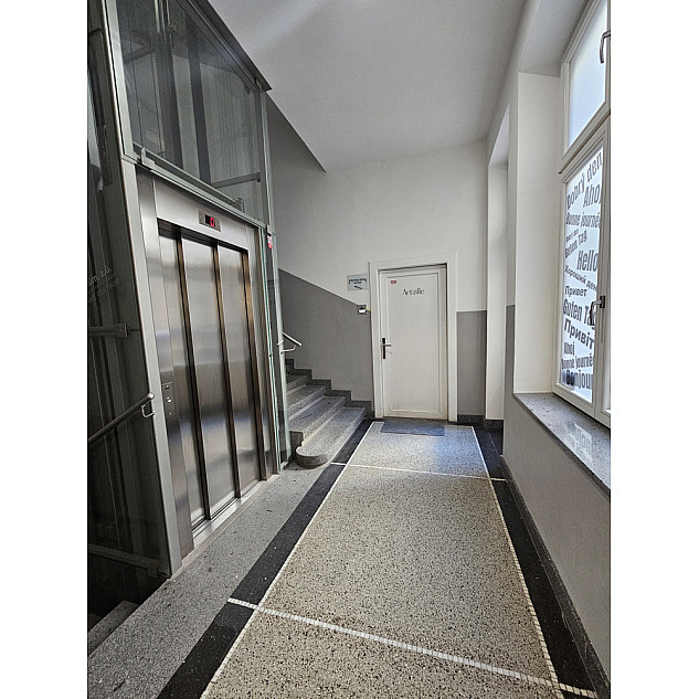 Betonová stěrka 20 Kg - Světle šedá Designová Betonová stěrka 20 Kg - Světle šedá