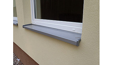 Zaměření a montáž vnitřního a venkovního parapetu